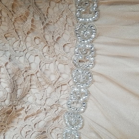 City Triangles homecoming dress. Size 7 - Picture 5 of 7